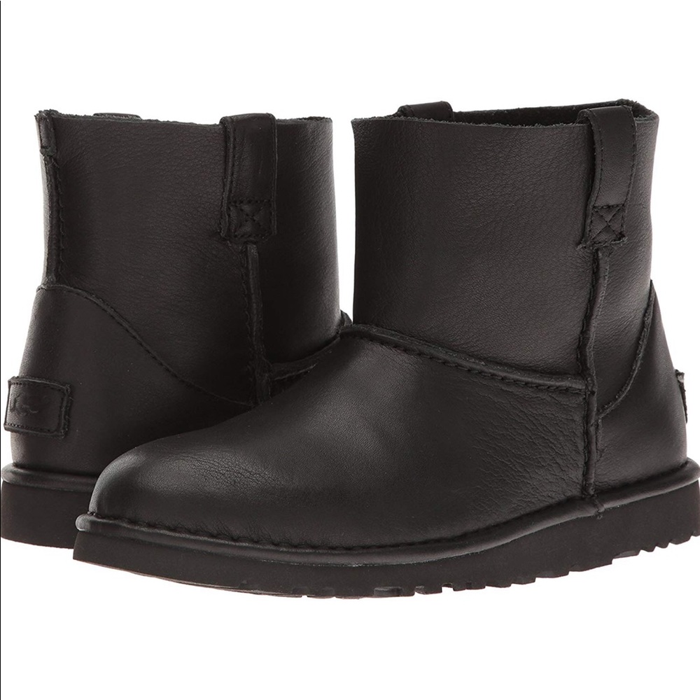 UGG Women's Classic Unlined Mini Leather Boot